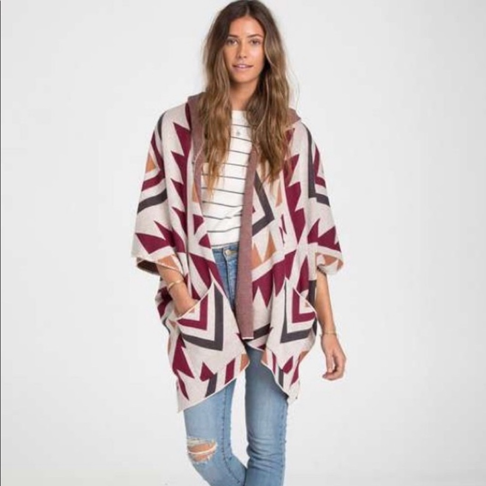 Billabong Poncho Cardigan Aztec Hooded Enchanted Ways S